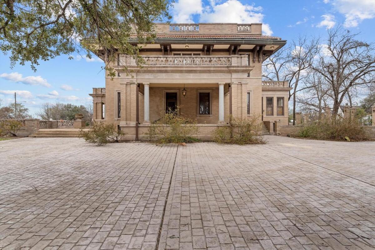 Vila Historic Migel House In Downtown Waco Exteriér fotografie